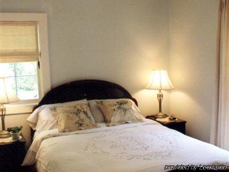 Bluecrest Bed And Breakfast Καταρράκτες του Νιαγάρα Δωμάτιο φωτογραφία